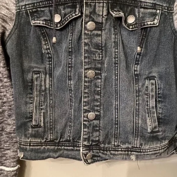 Free People Distressed Denim Jean Jacket W/ Knit Sleeves & Hood Black Size Small - Picture 6 of 11
